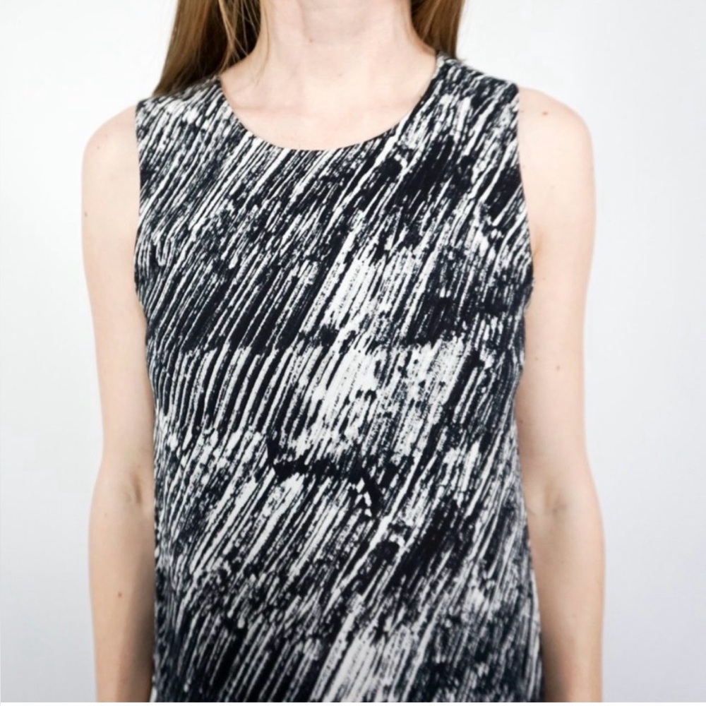 & Other Stories Sleeveless Black & White Brushstrokes Patterned Dress 8 - Picture 2 of 11